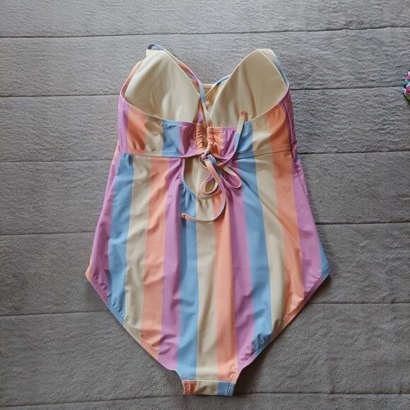 Blu C 'Bonita' Striped One Piece Swimsuit - Picture 4 of 8